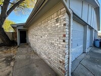 Building Photo - 6322 S Onyx Dr