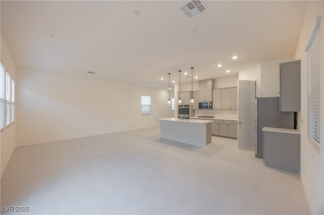 Building Photo - 95 Silver Run Ln