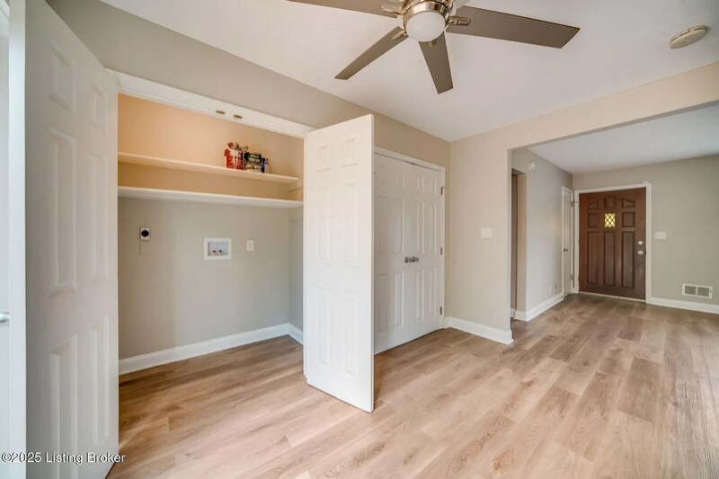 Building Photo - 6312 Six Mile Ln