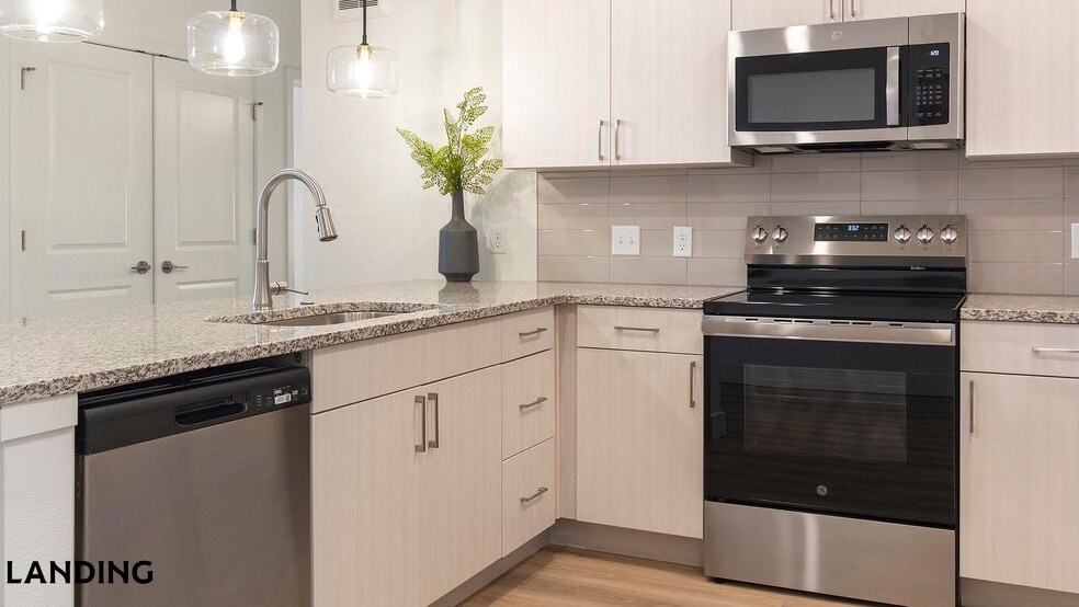 Building Photo - 10670 Jake Jabs Blvd