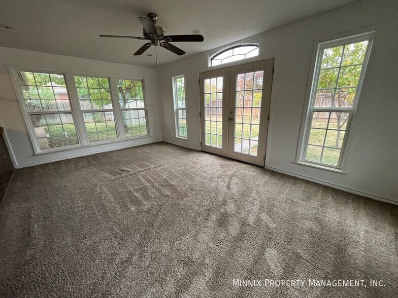 Building Photo - 6712 Gainsborough Rd