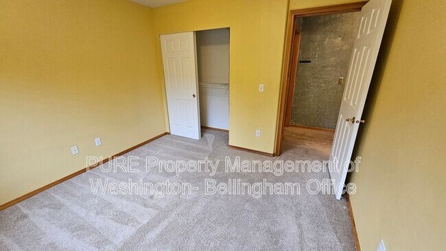 Building Photo - 3800 Megan Ln