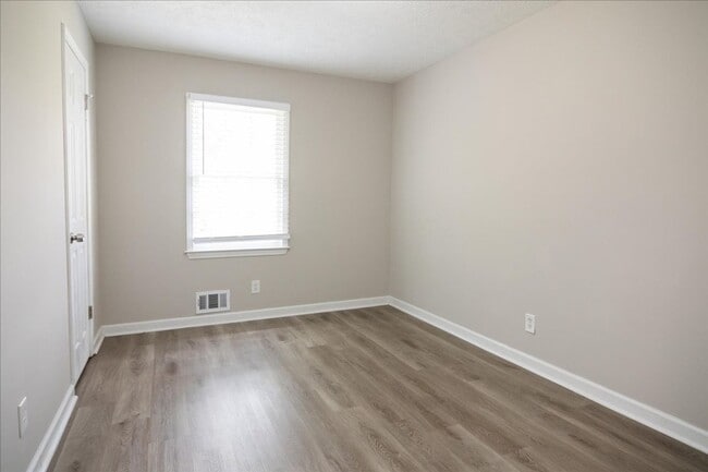 Building Photo - 3/2 Home in Cul-De-Sac w/ 2 Car Garage and Large Bonus Room