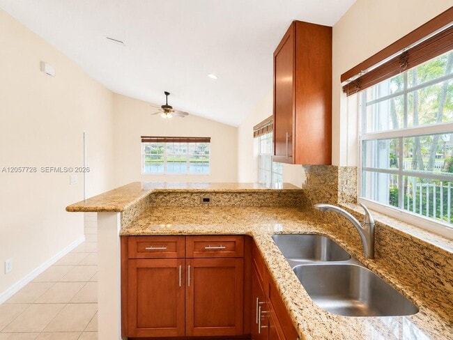 Building Photo - 1041 Cedar Falls Dr