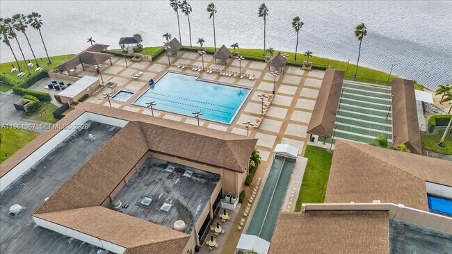 Building Photo - 1400 SW 124th Terrace