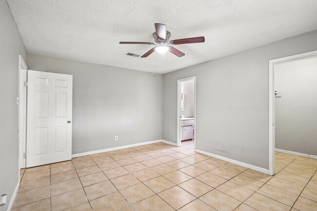 Building Photo - 4202 Townes Forest Rd