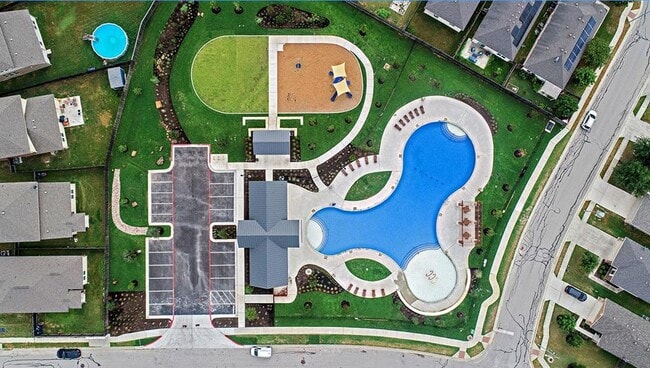 Building Photo - 14013 Heywood Dr