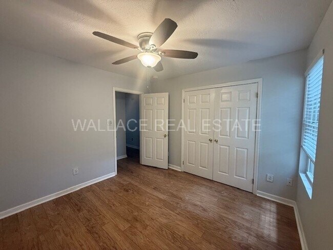 Building Photo - NW KNOXVILLE ALL ONE LEVEL 3 BEDROOM, 2 BA...
