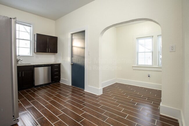 Building Photo - 169 S Belmont St