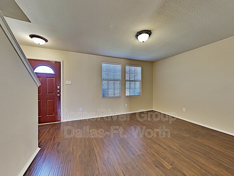 Building Photo - 1709 Terrell Dr