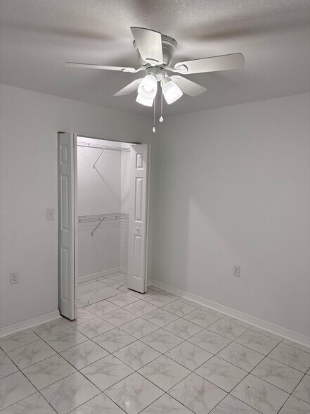 Building Photo - 6326 Providence Cir