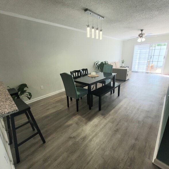 Dinning &Living Room 1 - 8380 Argyle Corners Ct