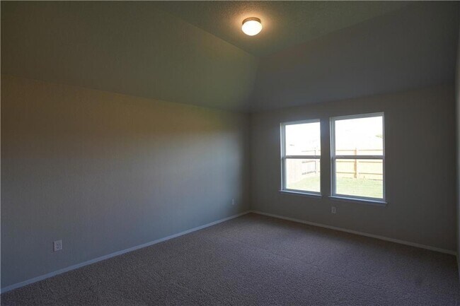 Building Photo - 131 Trailstone Dr