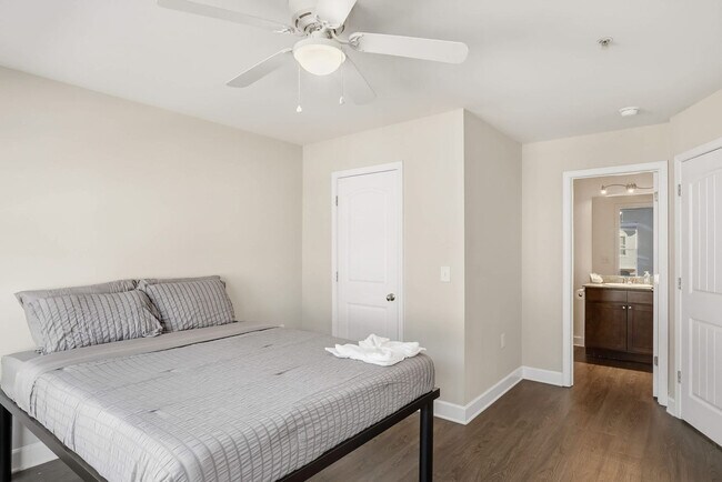 Building Photo - 205 Tiliwa Ct