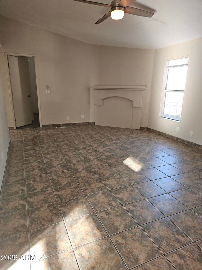 Building Photo - 5283 E Brickey Dr