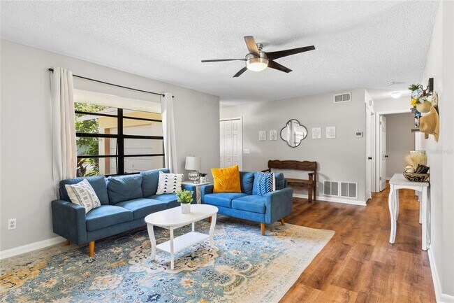 Building Photo - 1228 SW 75th Dr