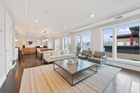 Building Photo - 38 Oxford Landing