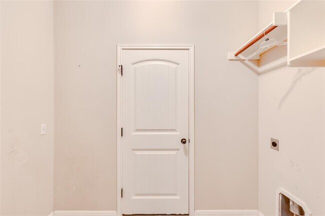 Building Photo - 11300 Cherisse Dr