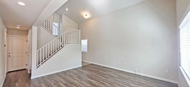 Building Photo - 1982 Dogwood Dr