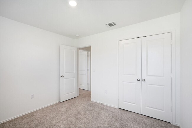 Building Photo - 15200 Spruce Frost Cv