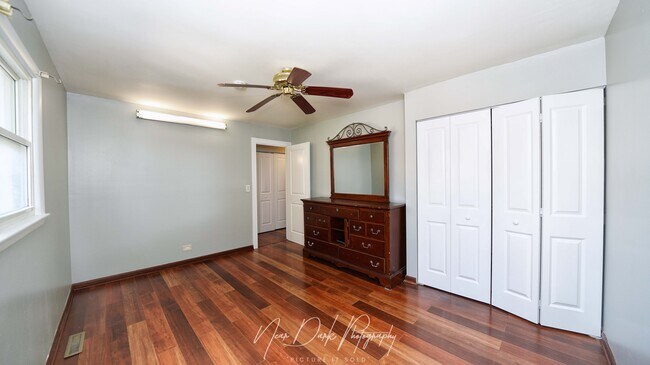 Building Photo - 7913 N Nordica Ave