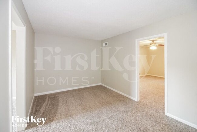 Building Photo - 6635 Wesfield Cove