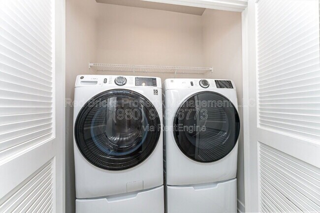 Building Photo - 9908 Violets Dream St NW