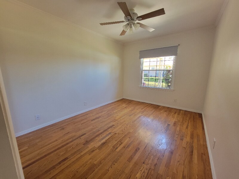 Building Photo - 13642 Leadwell St