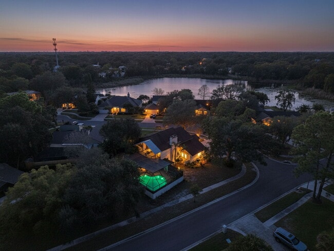 Building Photo - 13609 Heritage Way