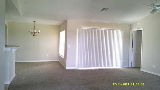 Building Photo - New Lower Rent with 1/2 Off First Month's Rentl! Nice 3/2/2 Across From Oasis North School & Park