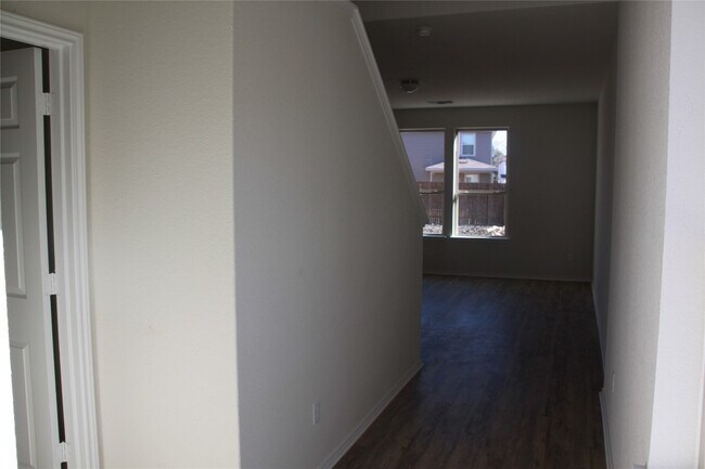 Building Photo - 128 Green Egret Wy