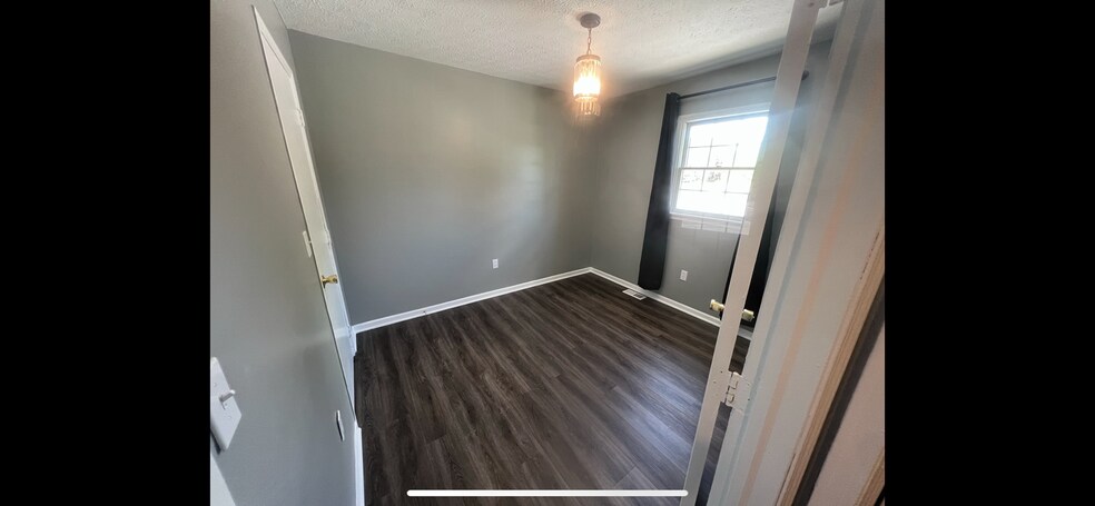 2nd bedroom - 228 N Yencer St