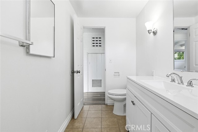 Building Photo - 40861 Whittier Ave