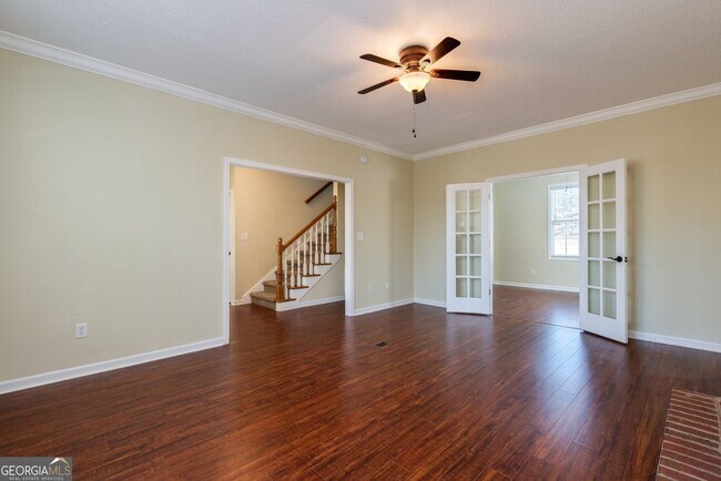 Building Photo - 135 Sandwood Dr