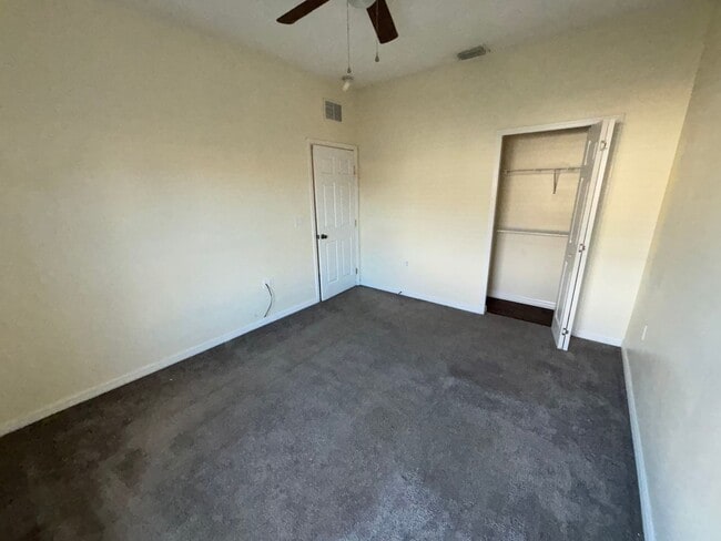 Building Photo - 3/2 Home in Sun Valley SW Ocala