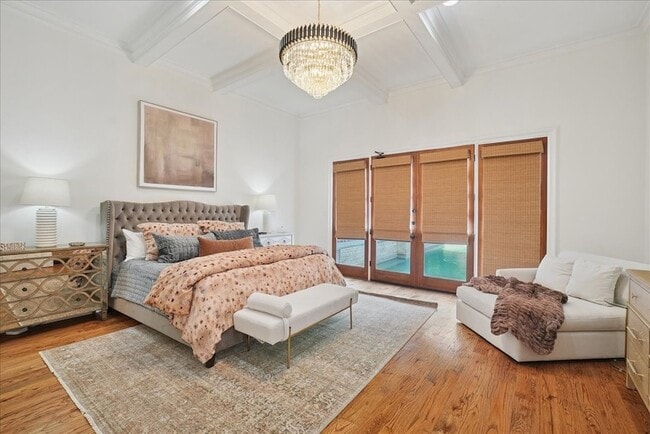 Building Photo - 6807 Lupton Dr