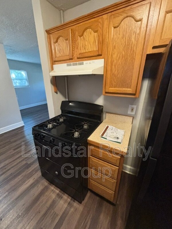 Building Photo - 4721 Granada Dr