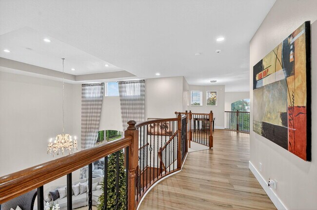 Building Photo - 9167 Oak Alley Dr