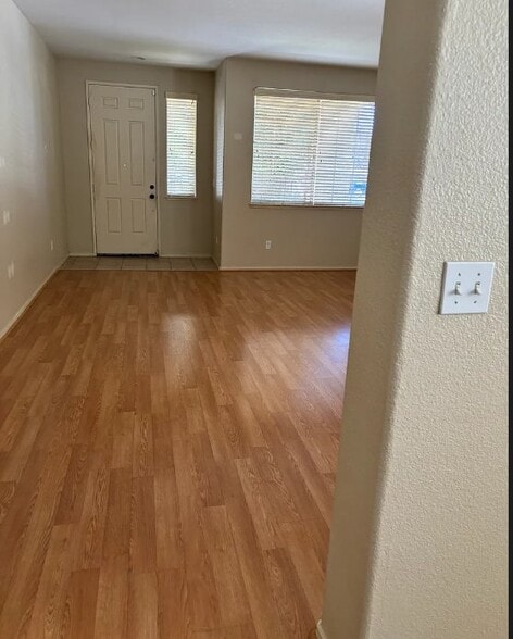Building Photo - 6789 Brook Falls Cir
