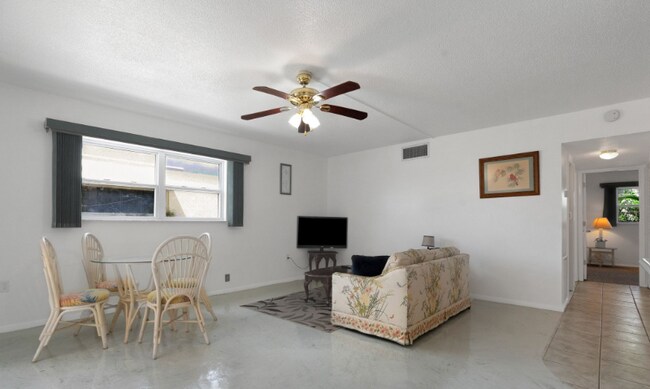 Building Photo - 612 Guild Dr