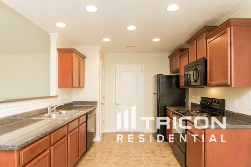 Building Photo - 1206 Aretha Dr