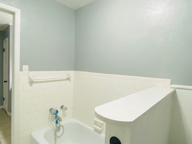 Building Photo - 405 Toby Ln