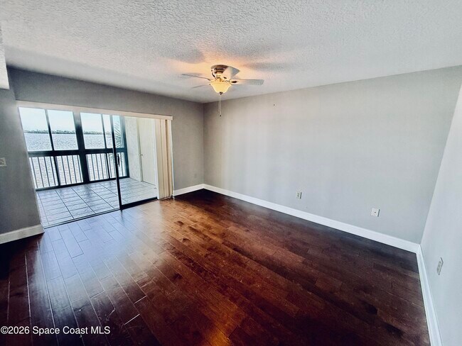 Building Photo - 250 S Sykes Creek Pkwy