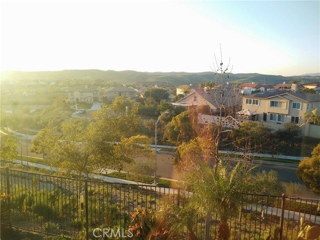 Building Photo - 1169 Parkview Dr