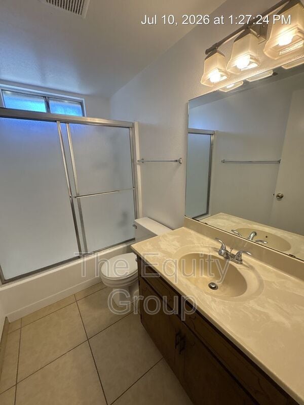 Building Photo - 2023 S Tracy Ct