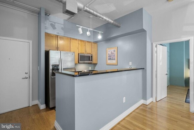 Building Photo - 2020 12th St NW