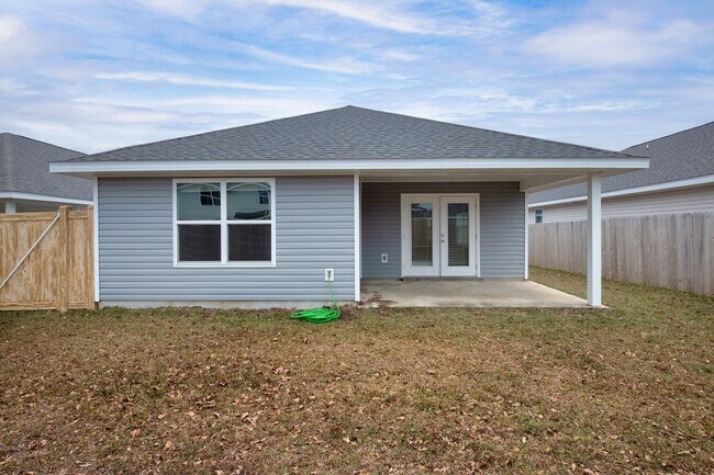 Building Photo - Beautiful 3BR Home with Privacy-Fenced Backyard in The Woodlands