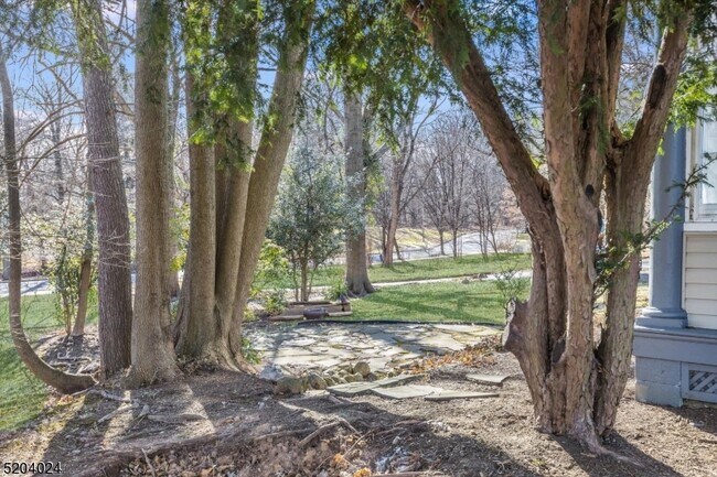 Building Photo - 232 Orange Rd