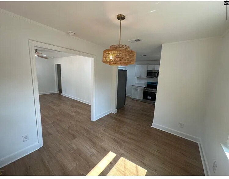 Building Photo - 822 Apache Dr