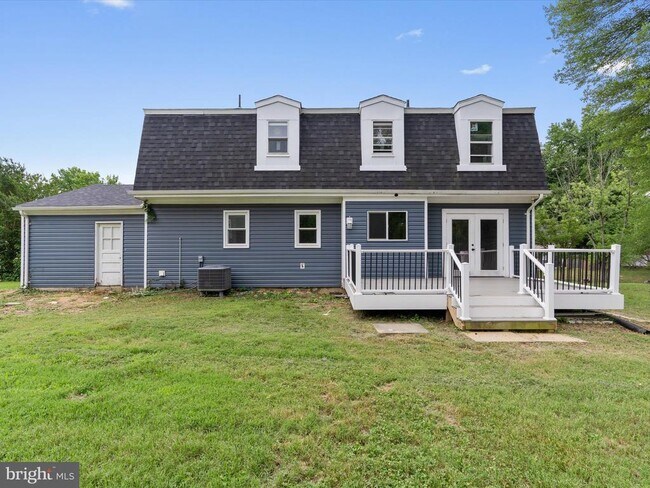Building Photo - 1001 Archery Dr